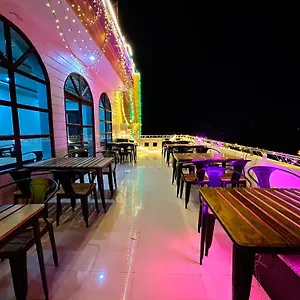 Hotel Nath Palace, Varanasi
